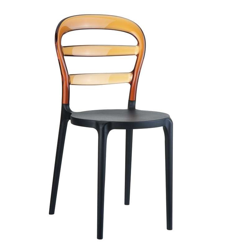 Chaise en polycarbonate et polypropylène Chaise en polycarbonate et polypropylène
